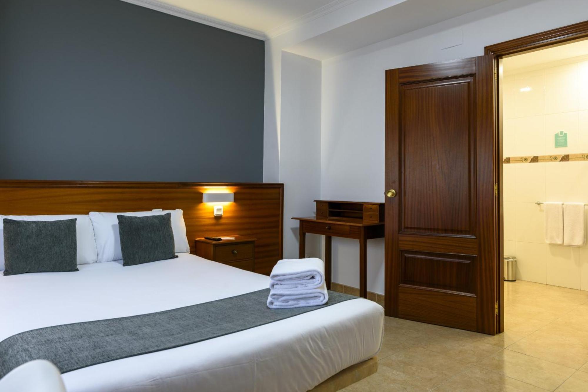 Hotel Alda Naron ภายนอก รูปภาพ