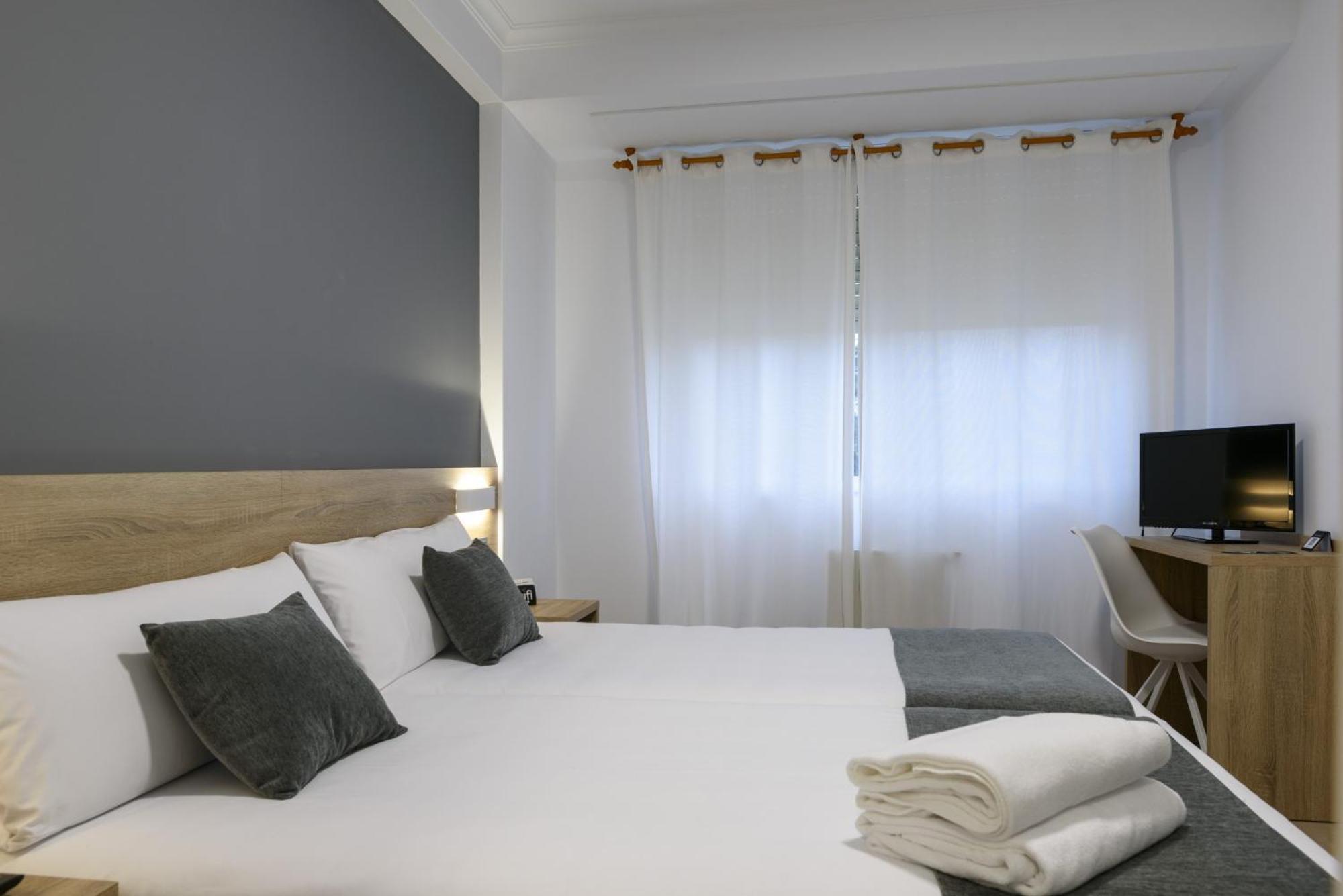 Hotel Alda Naron ภายนอก รูปภาพ